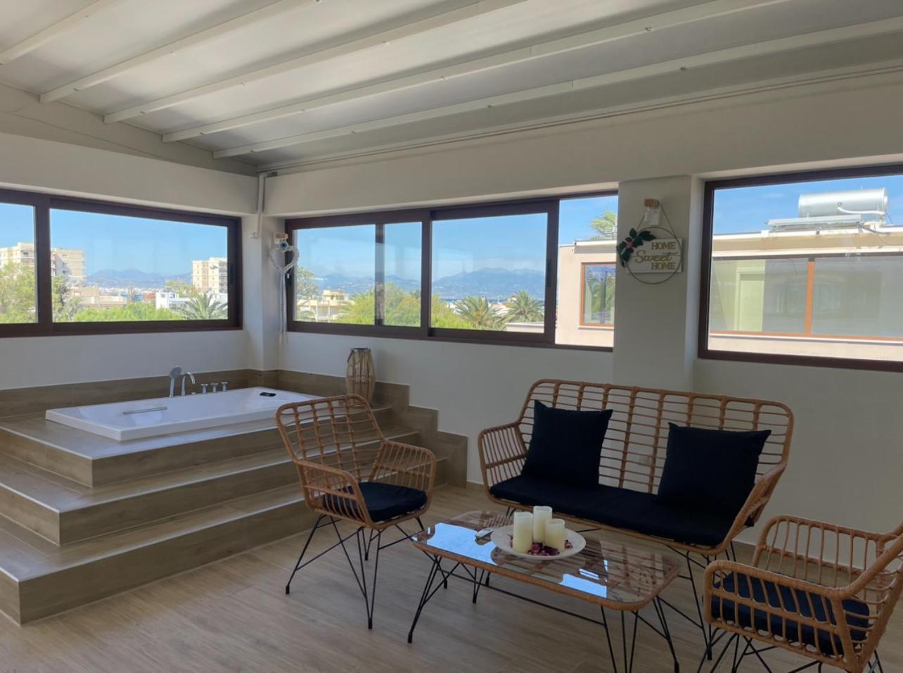 Agora Luxury Villa I 루트라키 외부 사진