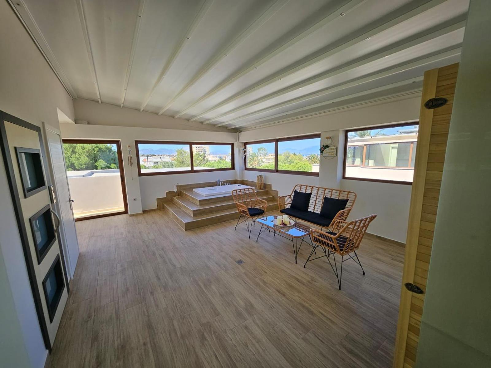 Agora Luxury Villa I 루트라키 외부 사진