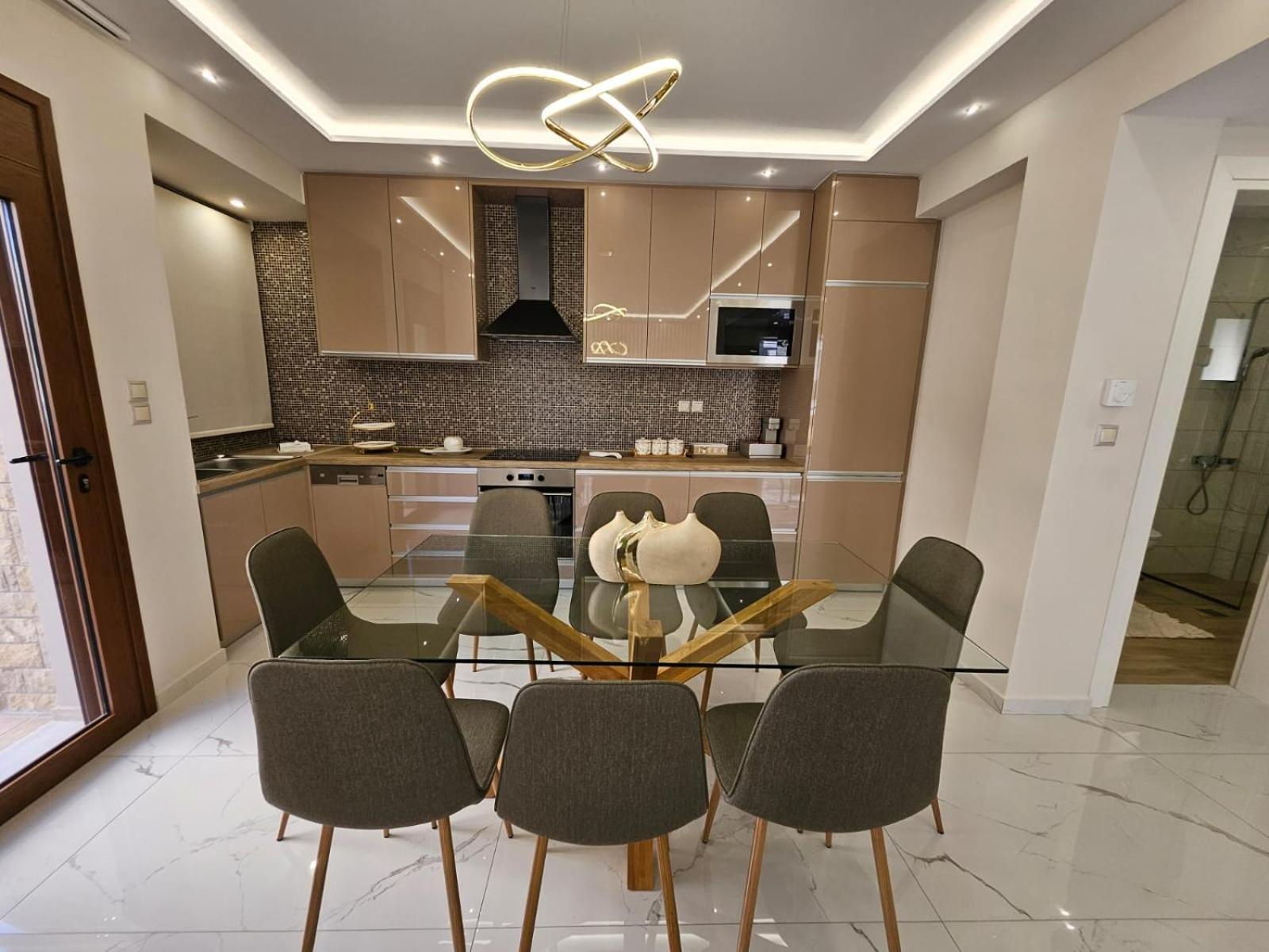 Agora Luxury Villa I 루트라키 외부 사진